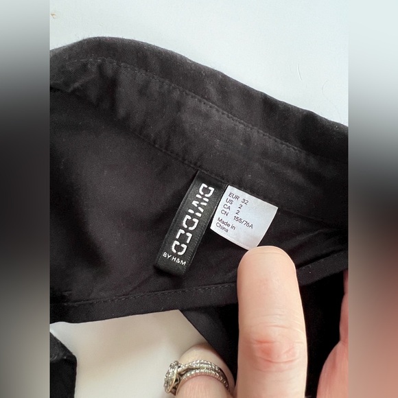 Divided by H&M Long Black Sleeveless Blouse Size 2 - Picture 3 of 9